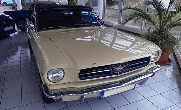 Fahrzeug-28,-Ford-Mustang-1965-Cabriolet-Bild-2